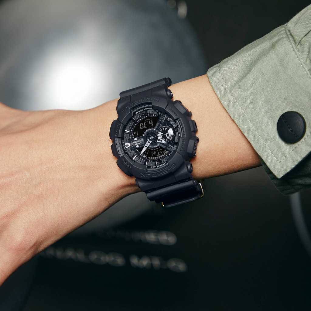 Casio G-Shock GA-114RE-1ADR Analog-Digital Men's Watch Black