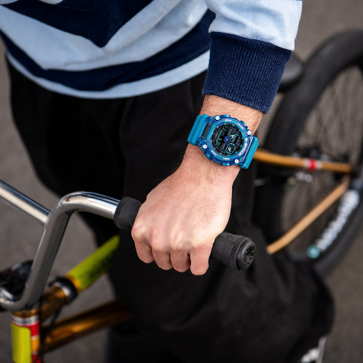 Casio G-Shock GA-900SKL-2ADR Analog-Digital Men's Watch, Blue