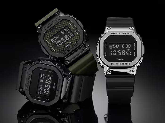 G-Shock Men Metal Watch GM-5600-1DR