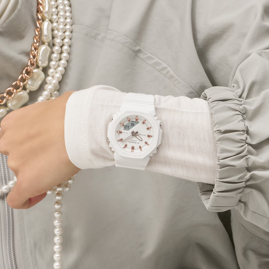G-Shock Casual Women's Watch GMA-P2100M-7ADR